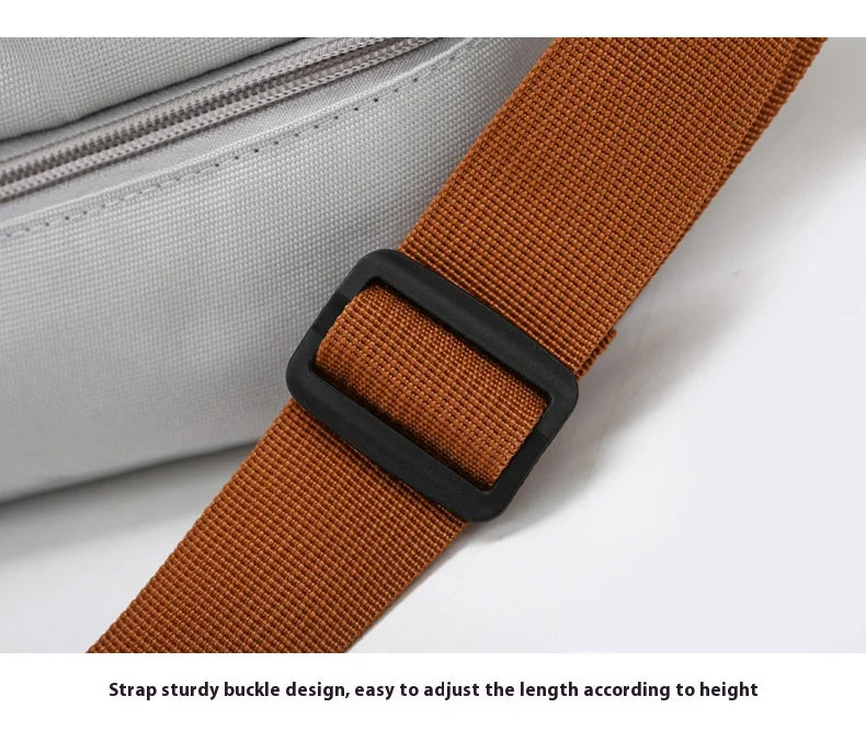 Bolsa de Viagem para Academia de Grande Capacidade
Bolsa de fitness portátil para curtas distâncias. Ideal para transporte, pode ser usada como bolsa de ombro ou crossbody. Perfeito para homens que praticam esportes, é à